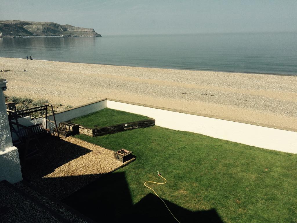 Superb Cintra Beachside Apartments Llandudno Room photo