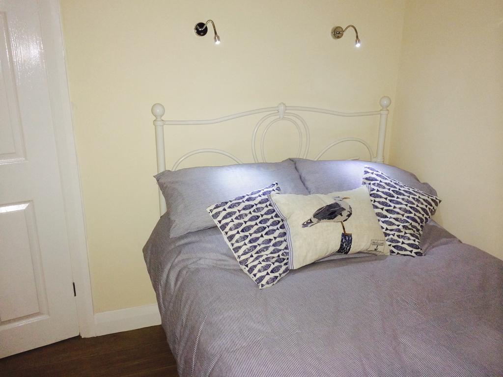 Superb Cintra Beachside Apartments Llandudno Room photo