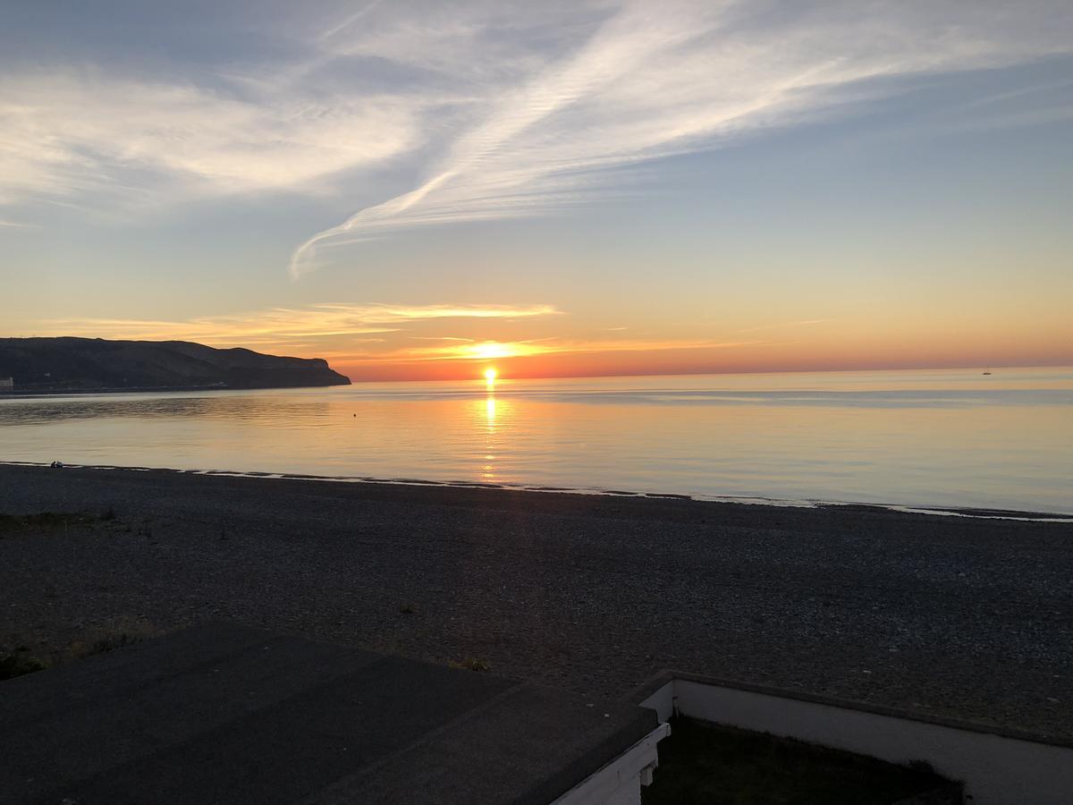 Superb Cintra Beachside Apartments Llandudno Exterior photo